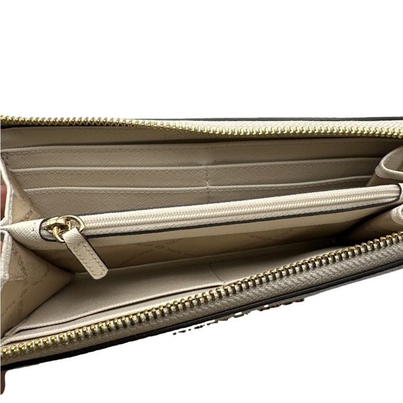 MICHAEL KORS Off White Wallet - Picture 5 of 9